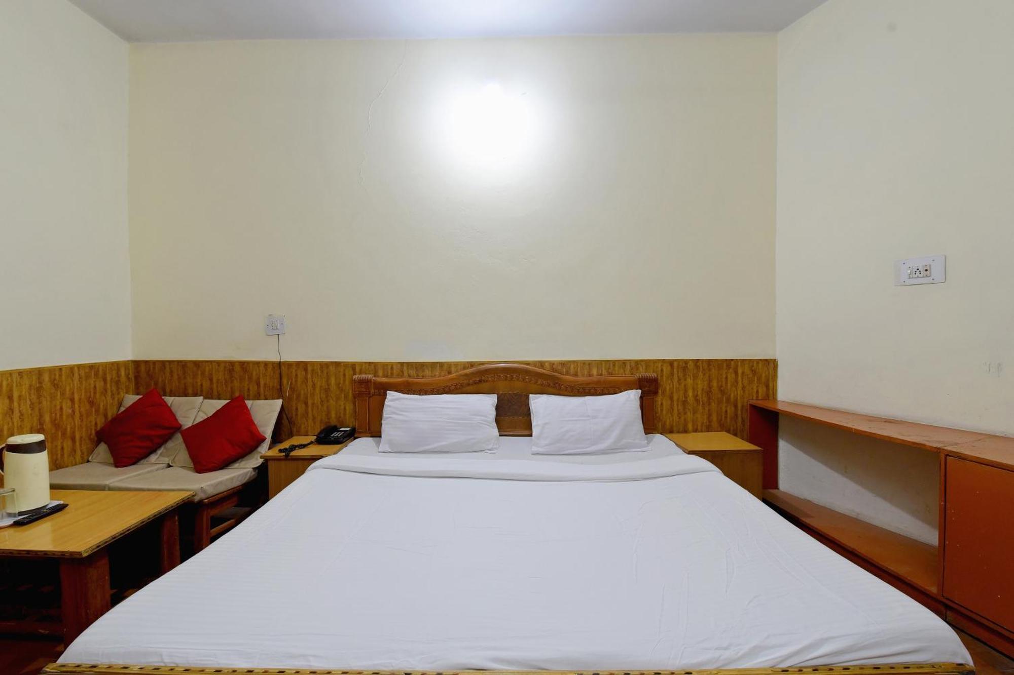 Hotel O Sunbeam Shamshi Екстер'єр фото